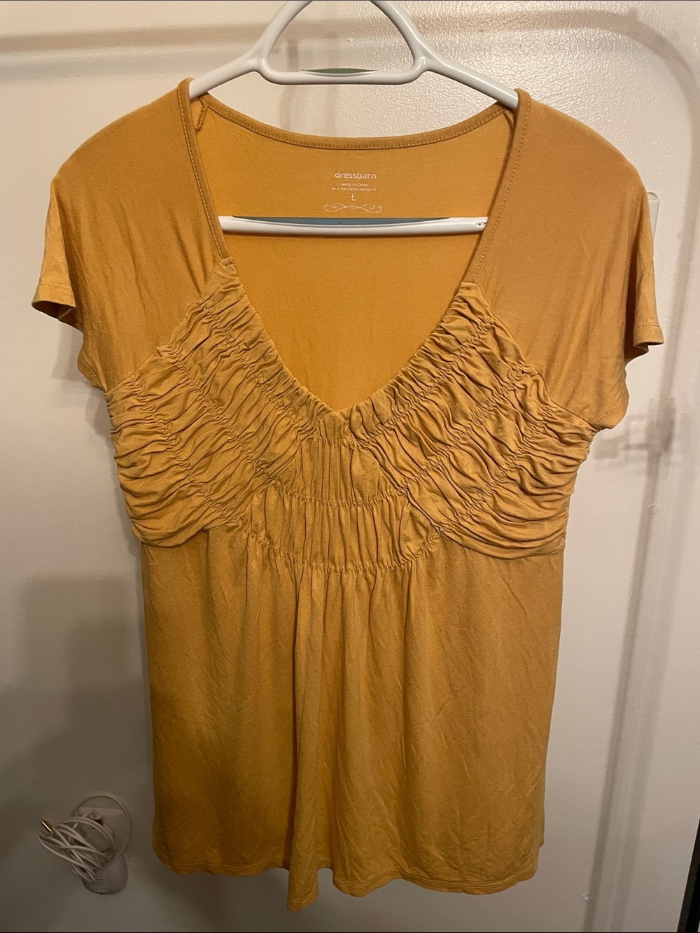 dressbarn Mustard Ruched V-Neck Short Sleeve Top